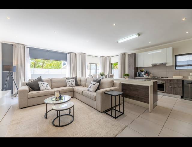3 BEDROOM HOUSE FOR SALE IN BRYANSTON
